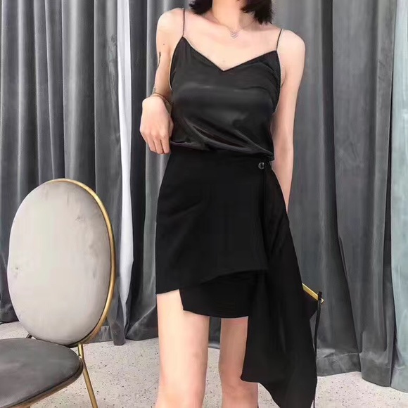 Asymmetric Black Mini Skirt - Picture 4 of 6